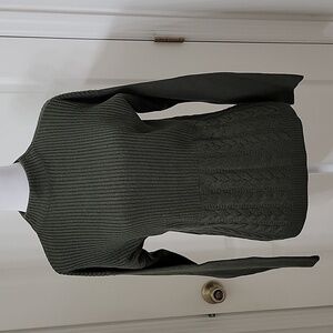 Banana Republic Size XS Dark Olive Green Mock Neck Long Sleeve Sweater